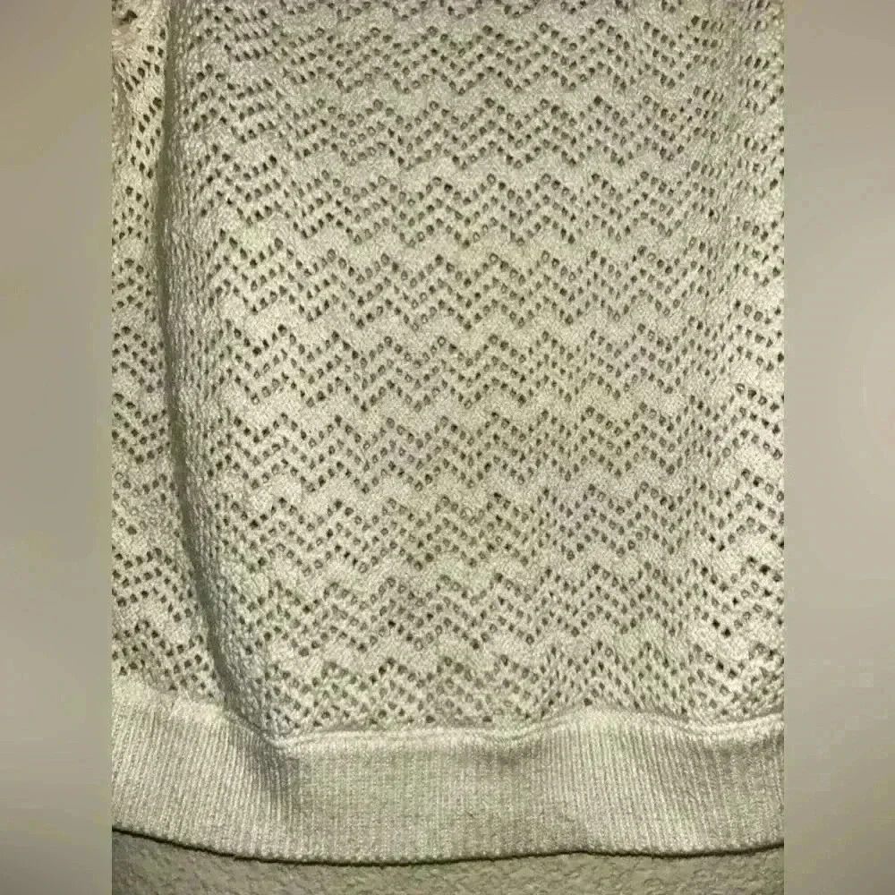 Gently use women’s Medwell blouse XS - Picture 6 of 7